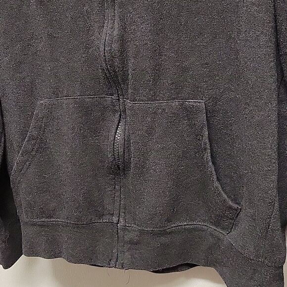 Iowa Hawkeyes sweatshirt - Picture 4 of 6